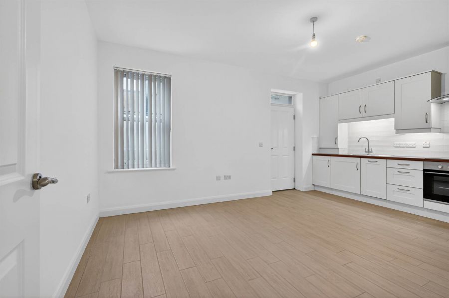 Apt 2 51-53Bridge Street