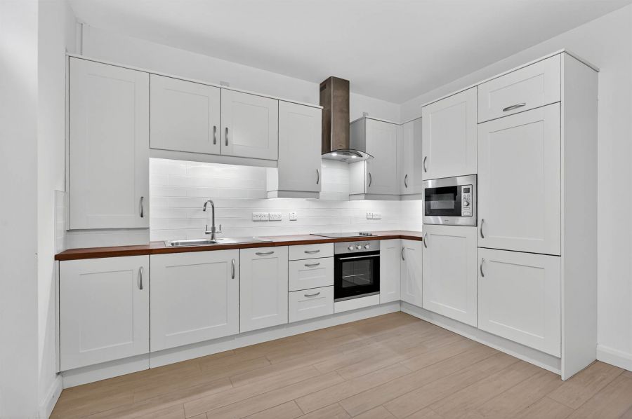 Apt 2 51-53Bridge Street