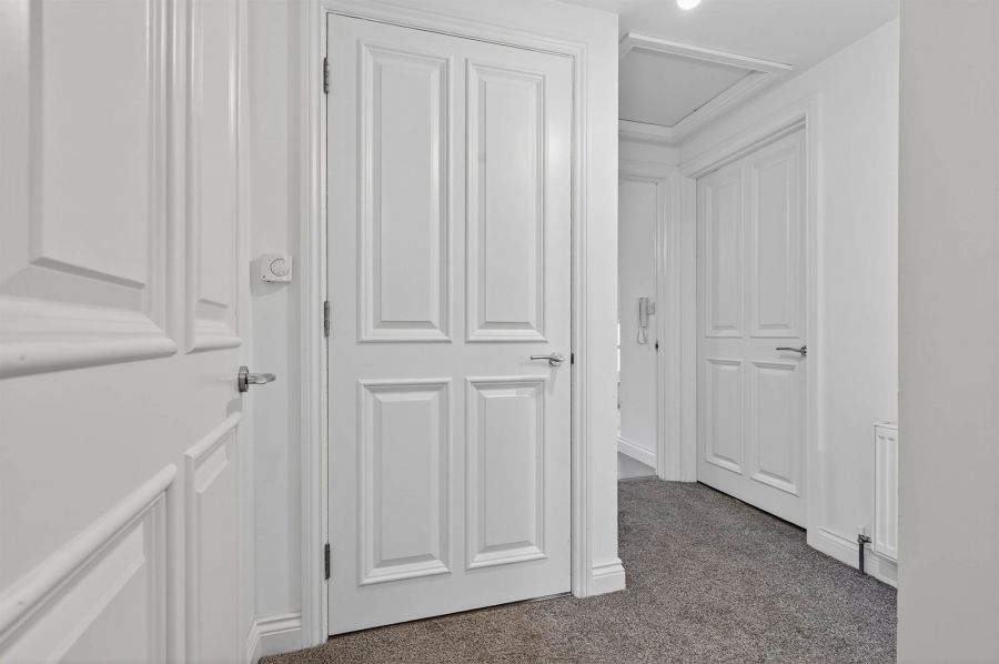 Apt 3 51-53Bridge Street