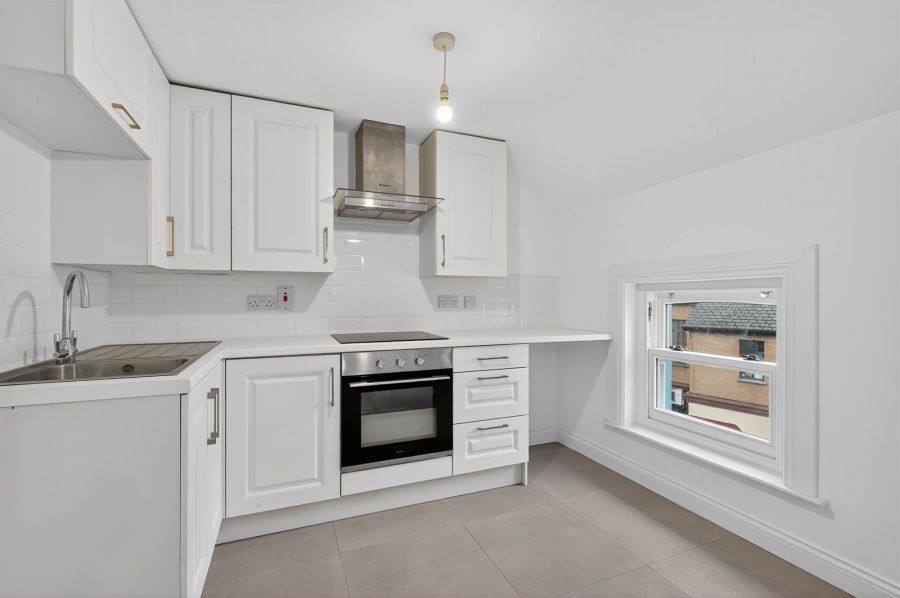 Apt 3 51-53Bridge Street