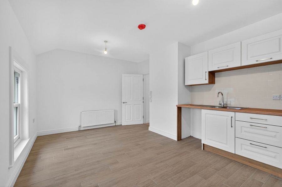 Apt 7 51-53Bridge Street