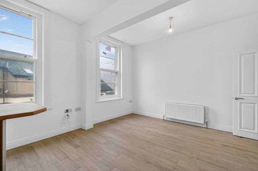 Apt 8 51-53Bridge Street