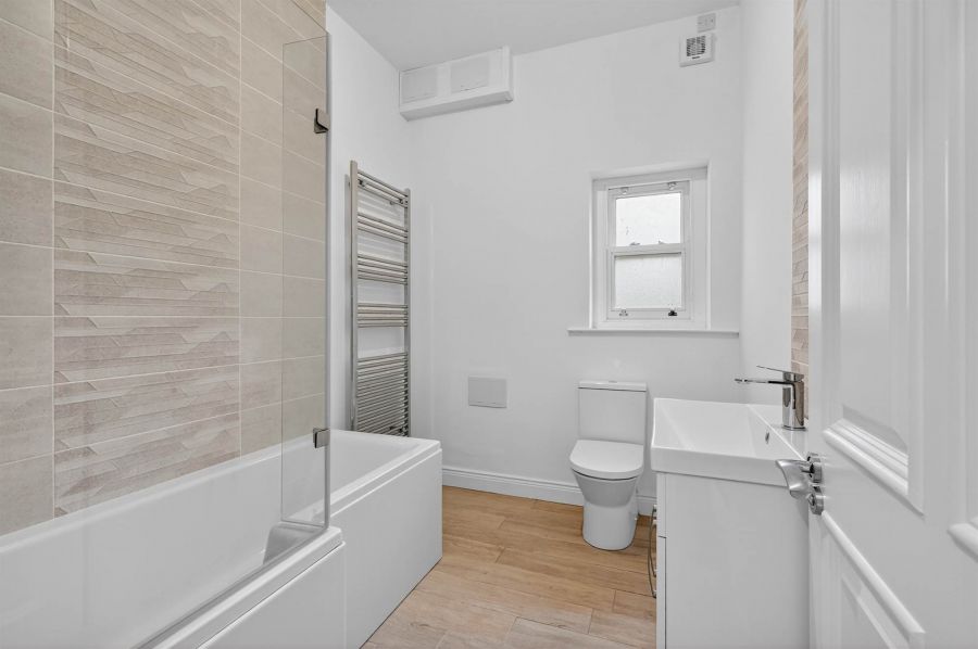 Apt 8 51-53Bridge Street