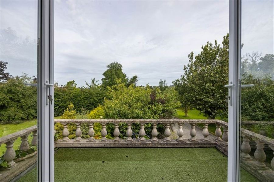 Milebush House, 92 Milebush Road