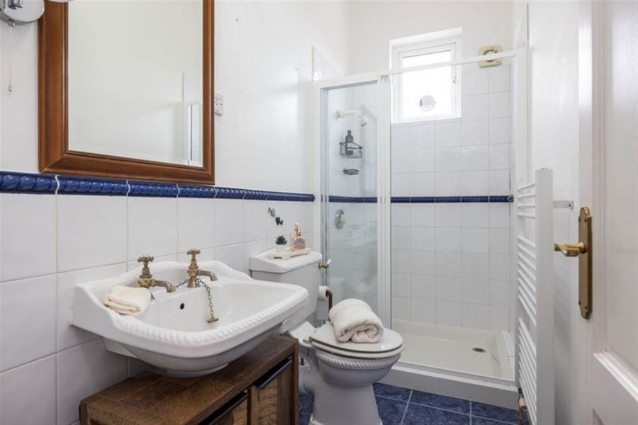 Milebush House, 92 Milebush Road