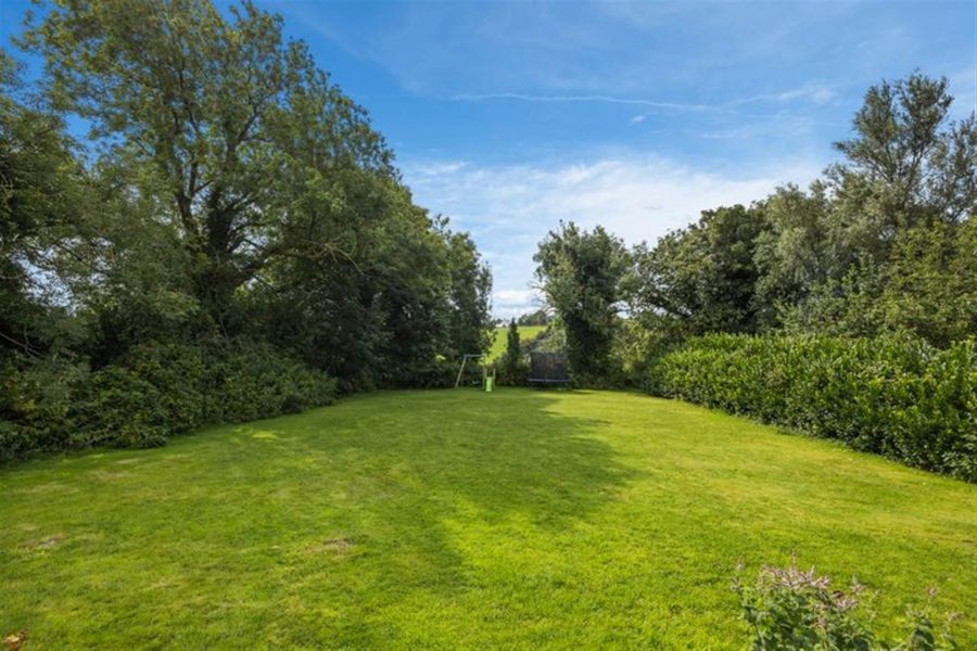 Milebush House, 92 Milebush Road