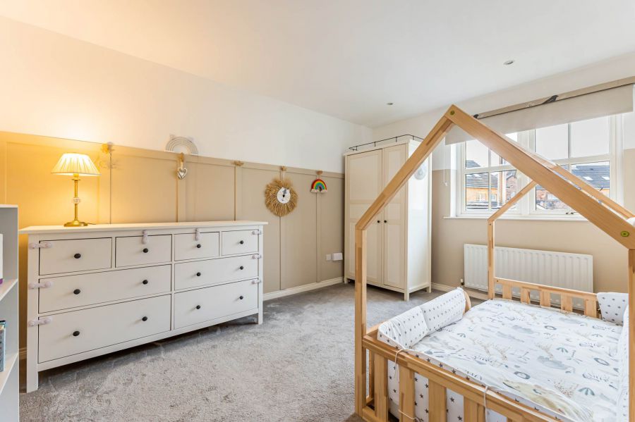 10 Ballantine Gardens