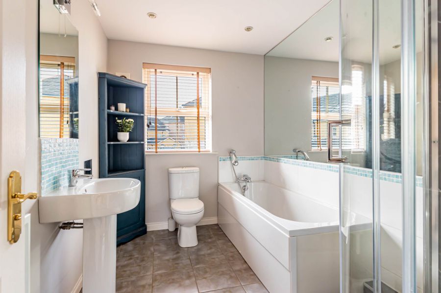 10 Ballantine Gardens