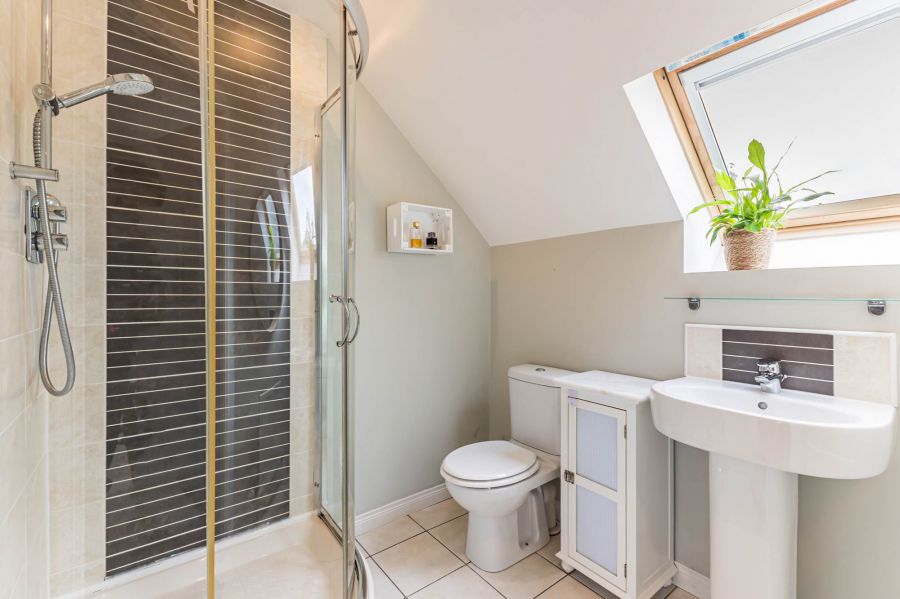 10 Ballantine Gardens