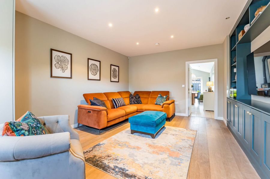 10 Ballantine Gardens