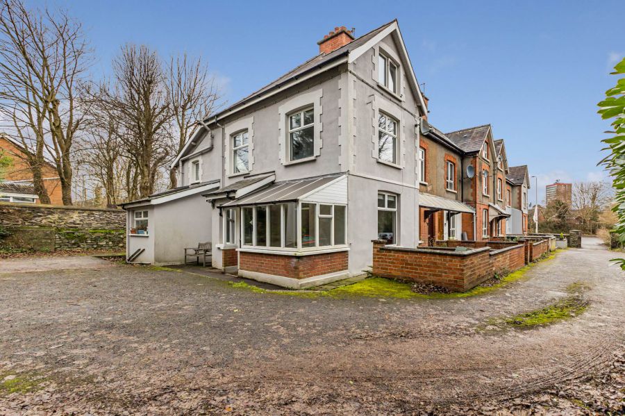 8 Minnowburn Terrace, Milltown Road, Belfast, BT8 7SN