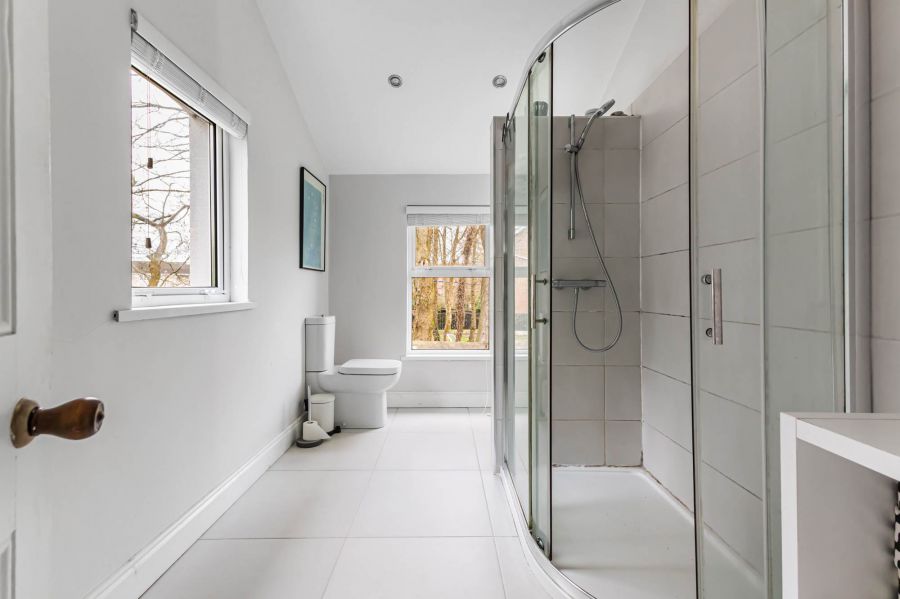 8 Minnowburn Terrace