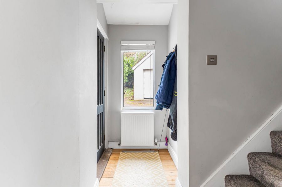 8 Minnowburn Terrace