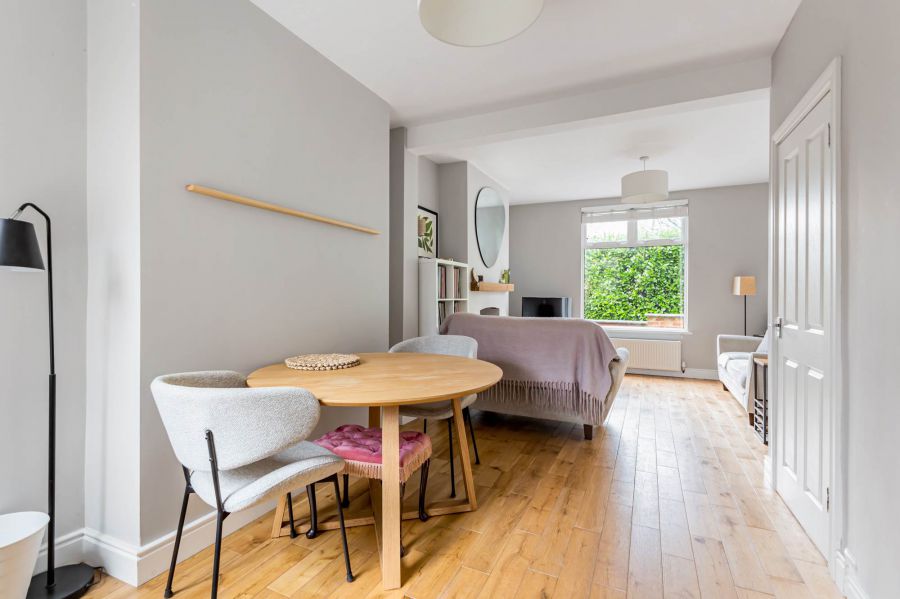 8 Minnowburn Terrace