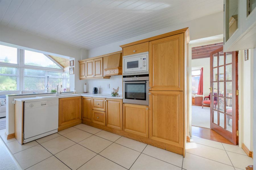 2 Knockbracken Crescent