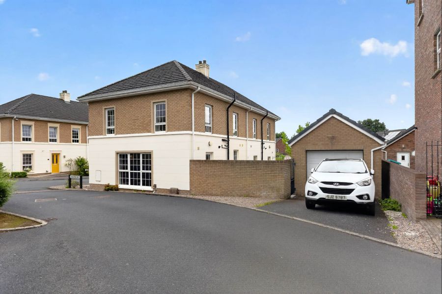 1 Holstein Hall