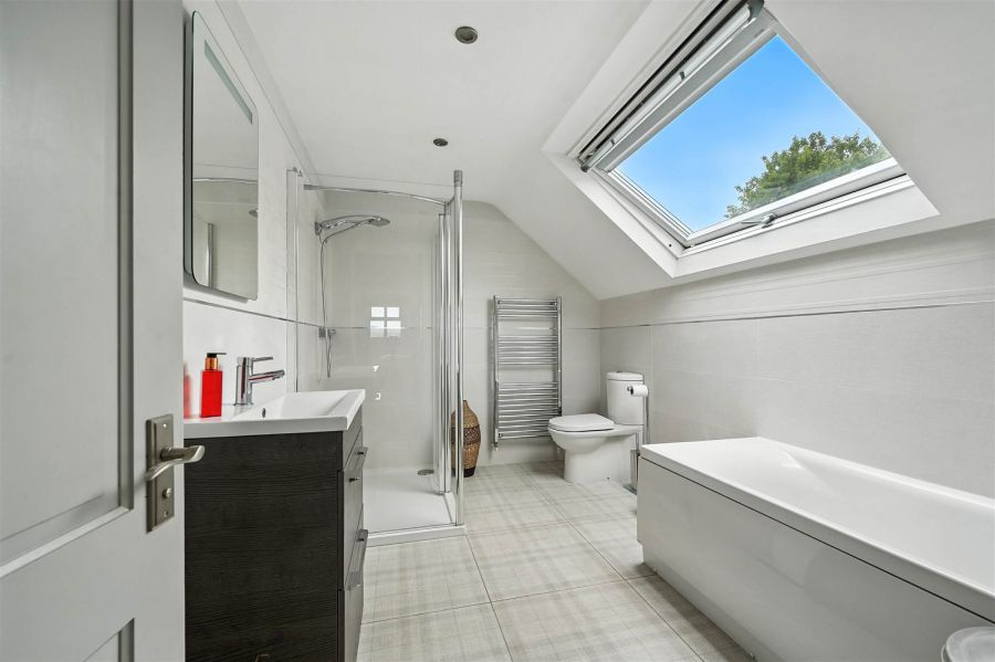 Canal View, 1A Nevins Row