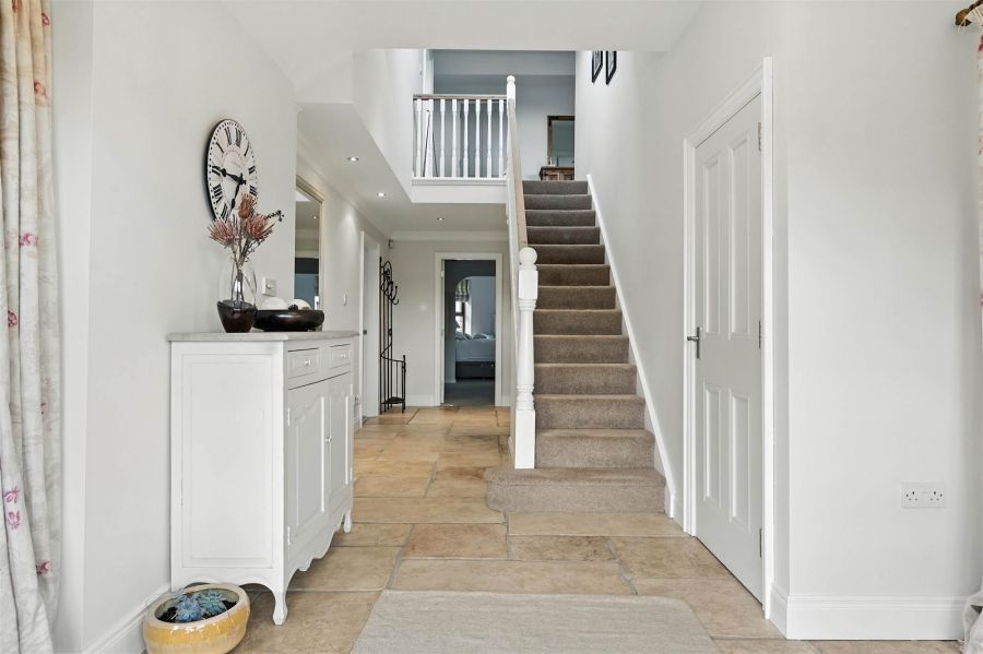 Canal View, 1A Nevins Row