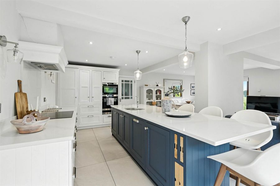 Canal View, 1A Nevins Row