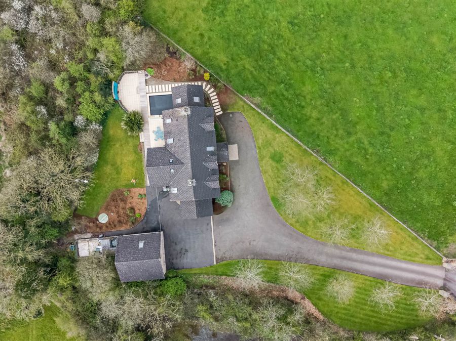 6C Ballinderry Road