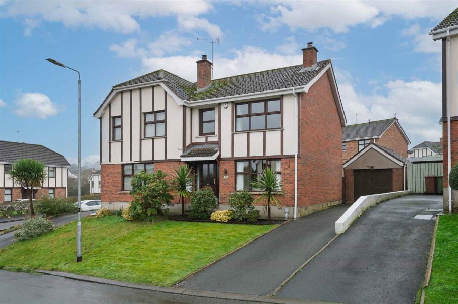 59 Hermitage, Hillsborough, BT26 6RJ