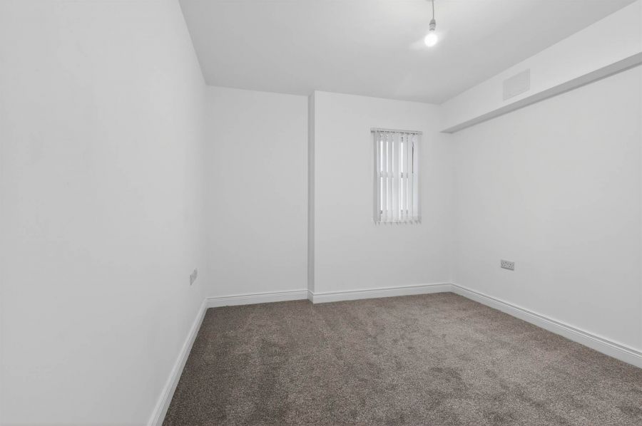 Apt 4 51-53Bridge Street