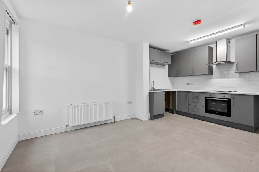 Apt 4 51-53Bridge Street