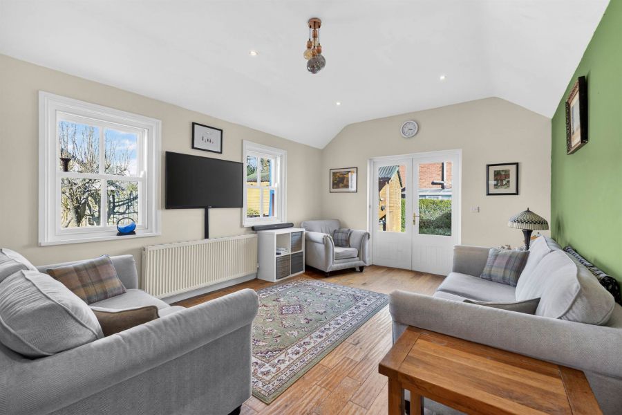 113-117 Hillhall Road