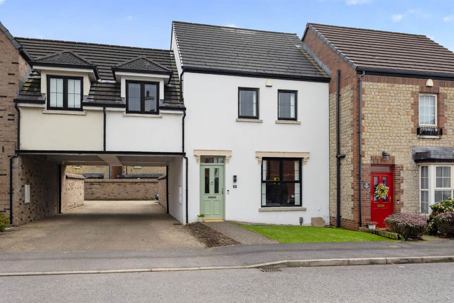 37 Lady Wallace Road