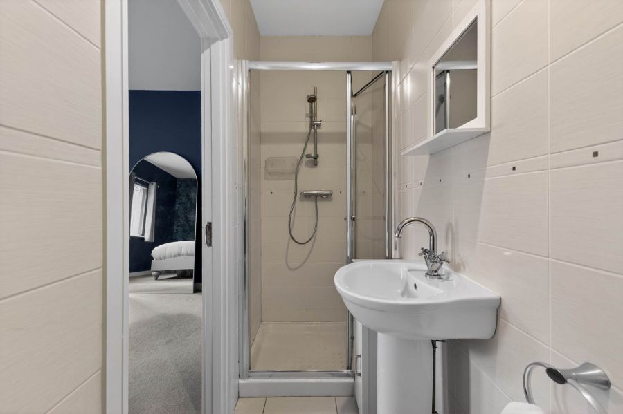 37 Lady Wallace Road