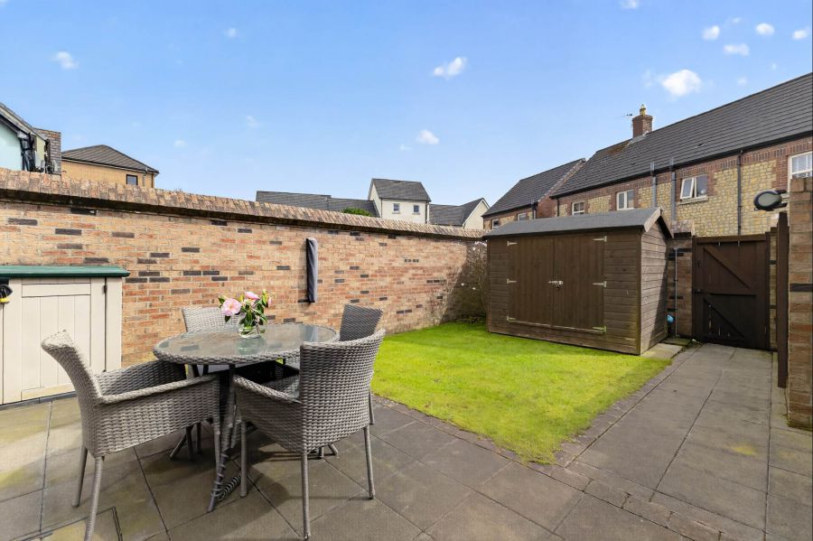 37 Lady Wallace Road