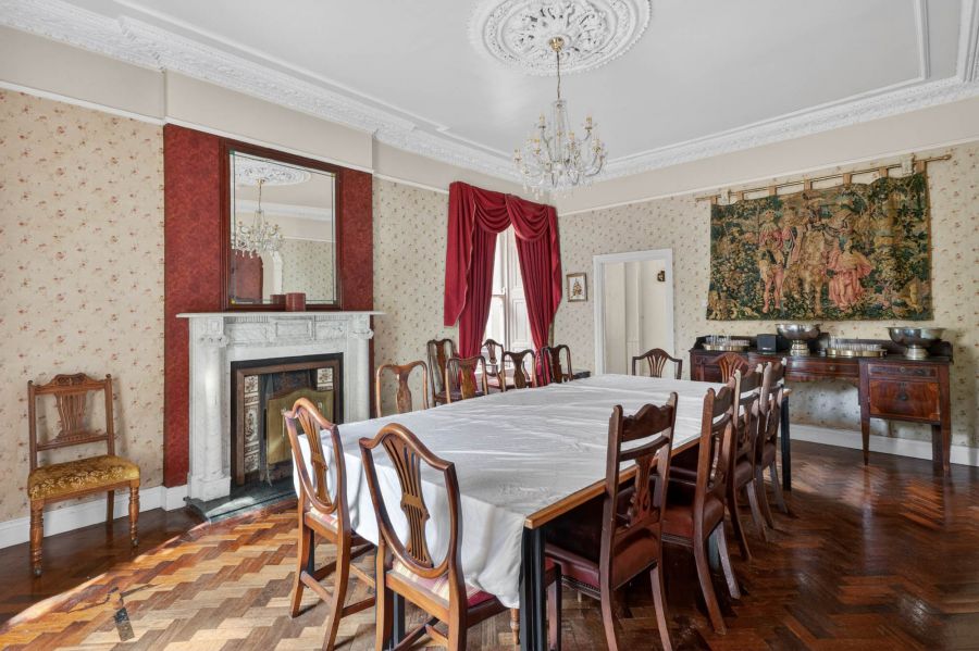 Annsborough House, 102 Mill Hill