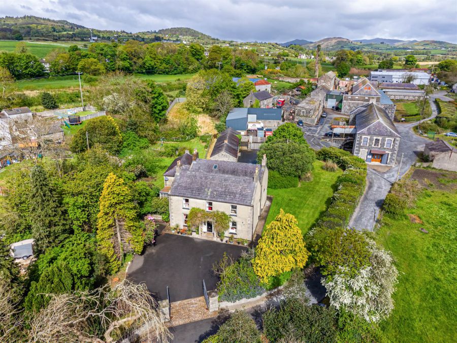 Annsborough House, 102 Mill Hill