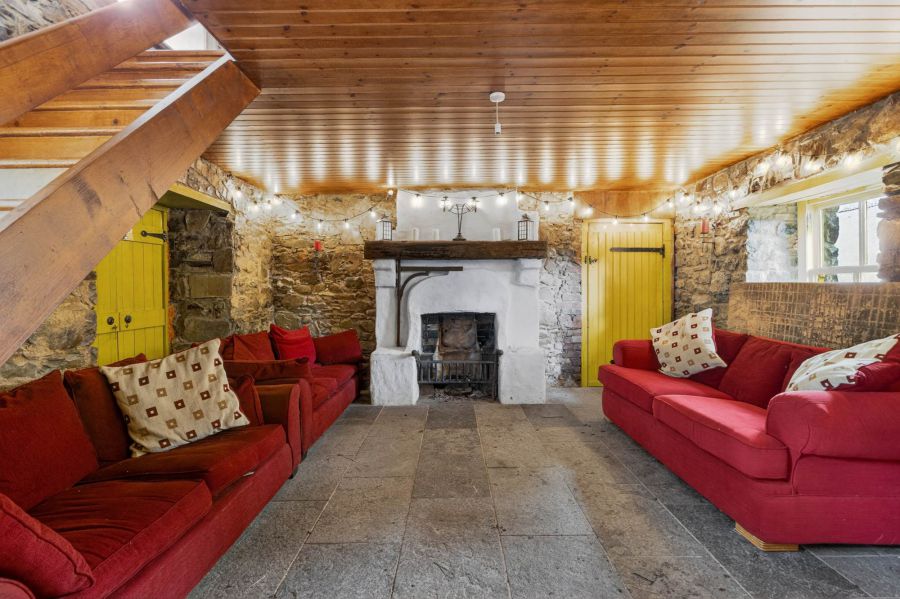Annsborough House, 102 Mill Hill