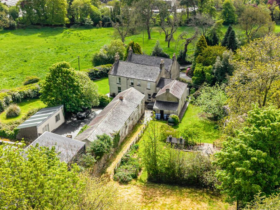 Annsborough House, 102 Mill Hill