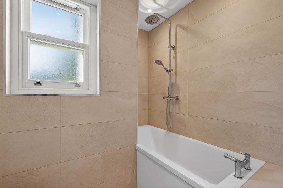 Apt 9 51-53Bridge Street