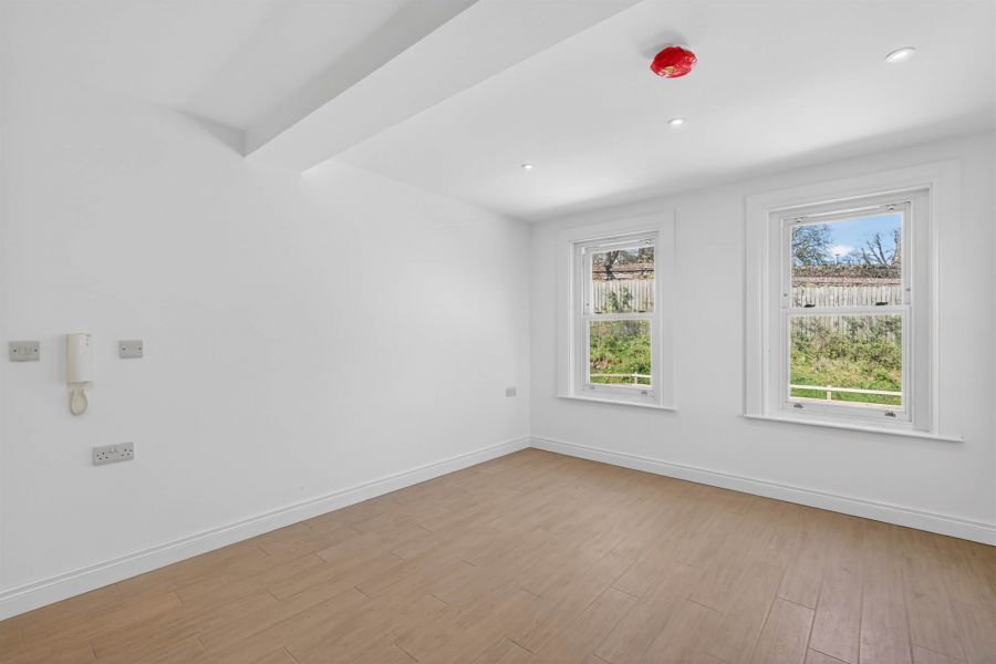 Apt 10 51-53Bridge Street