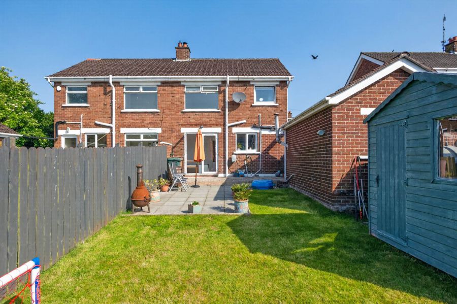 17 Cloverhill Avenue