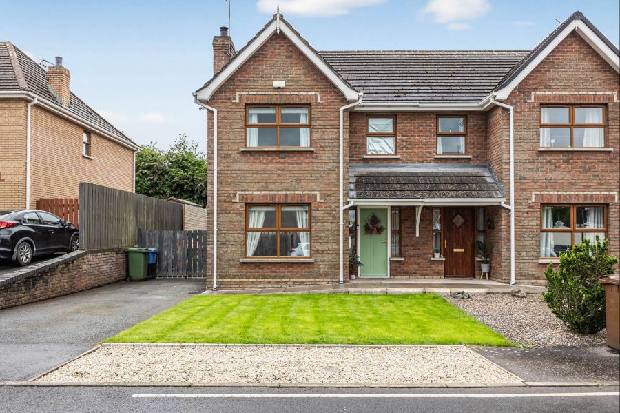7 Laurel Wood