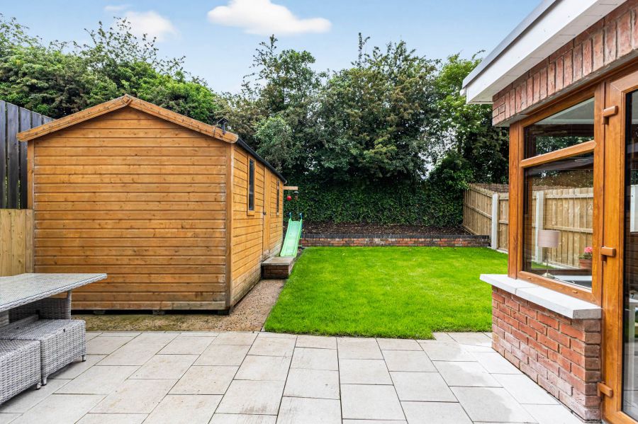 7 Laurel Wood