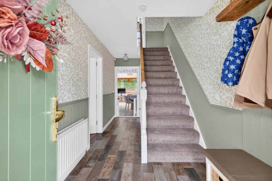 7 Laurel Wood
