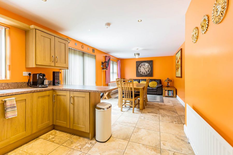 3 Rosebank Court