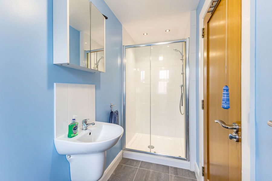 3 Rosebank Court