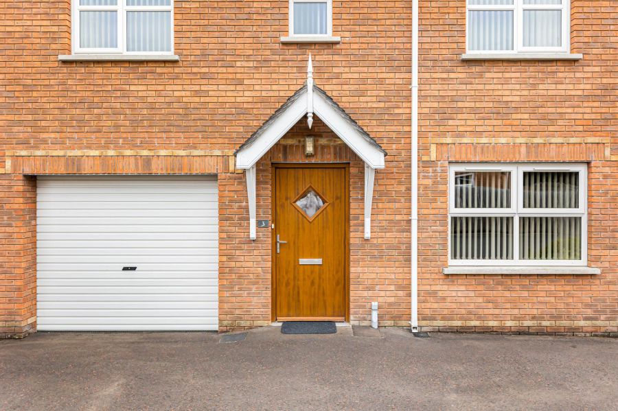 3 Rosebank Court