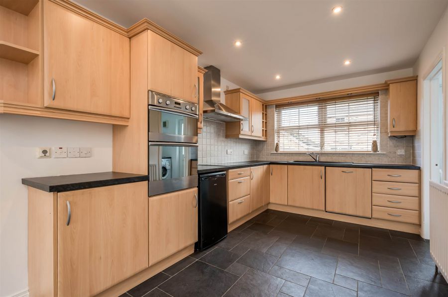 45 Hollyburn