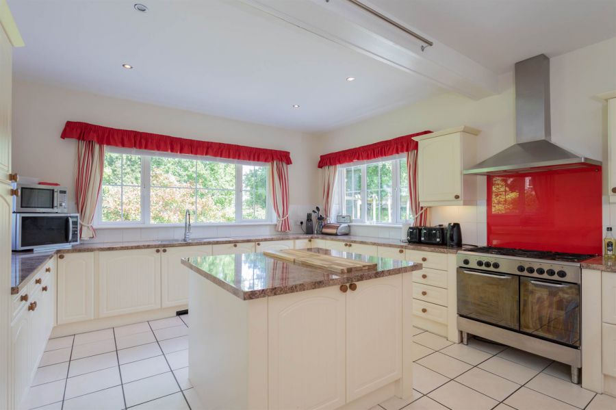 25 Killead Road