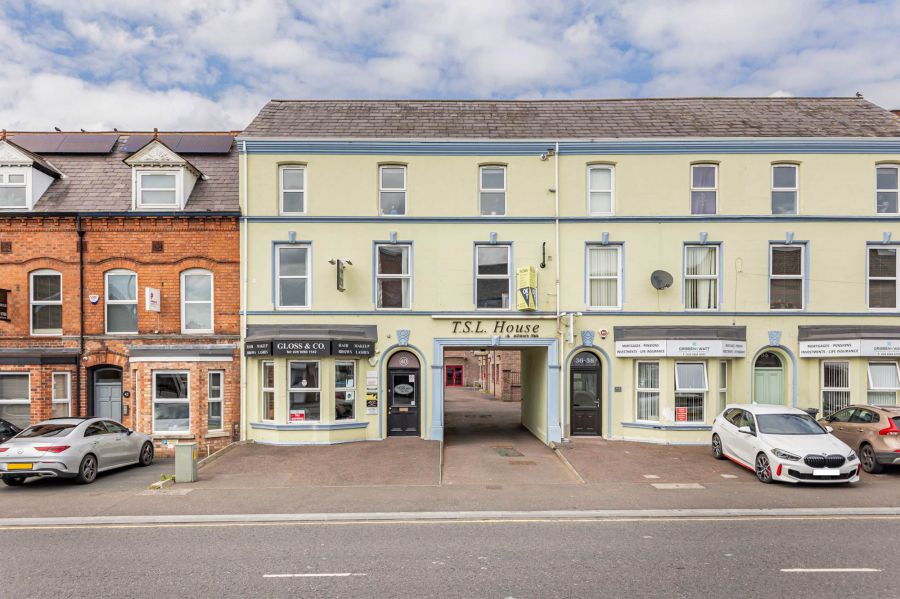 40A Bachelors Walk, Lisburn City, BT28 1XN