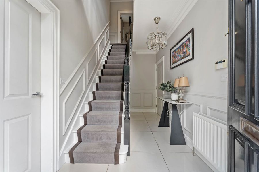 3 Breton Drive