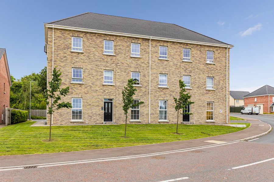Apt 2, 47 Ayrshire Road,lisburn city, lisburn, BT28 2SF