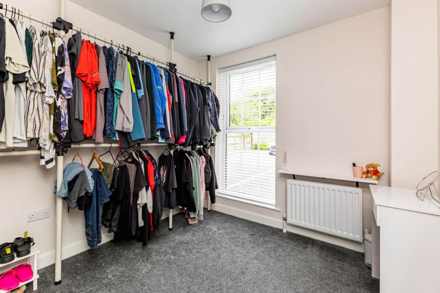 Apt 2, 47 Ayrshire Road
